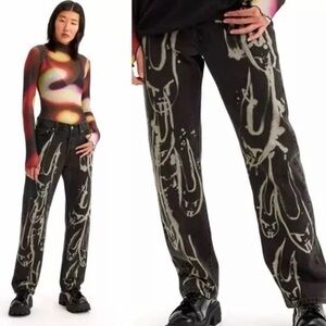 Levis X Barbie Ferreira 90s 501 Jeans Women 31x29 Black Bleach Demon Bunny Loose